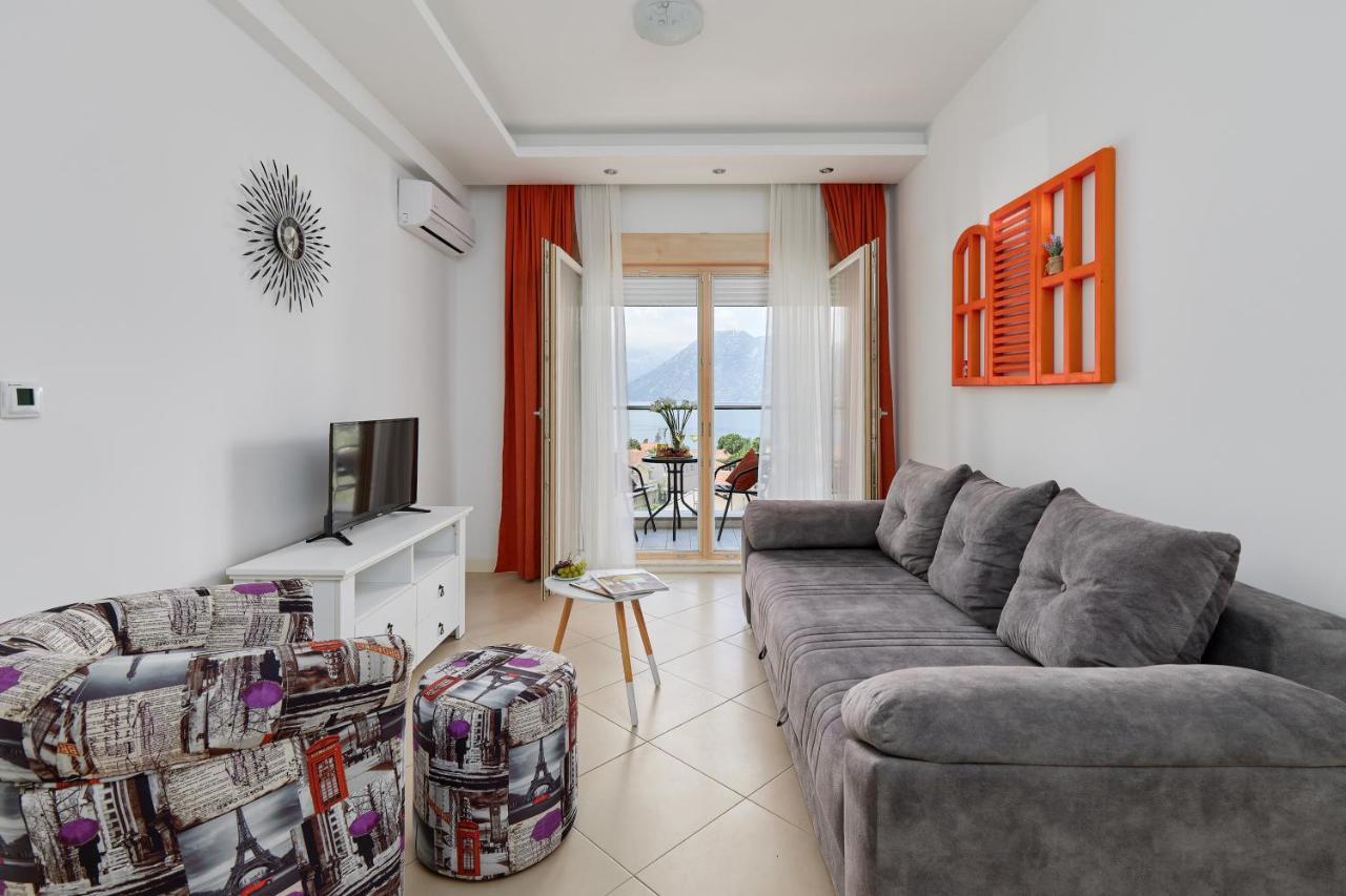 M&M&M Apartments Kotor Exteriör bild