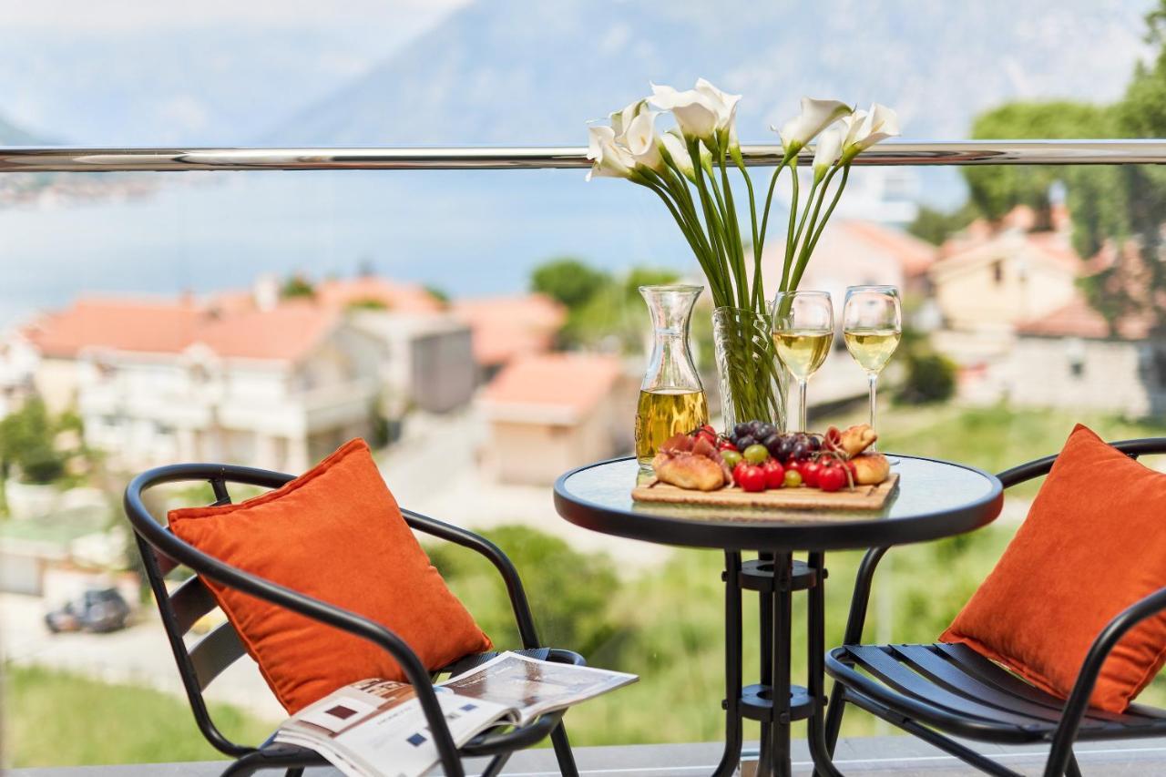 M&M&M Apartments Kotor Exteriör bild