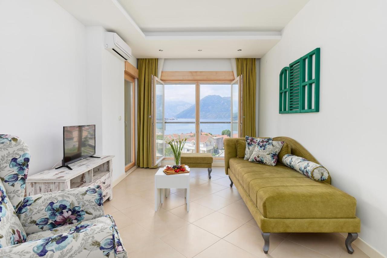 M&M&M Apartments Kotor Exteriör bild