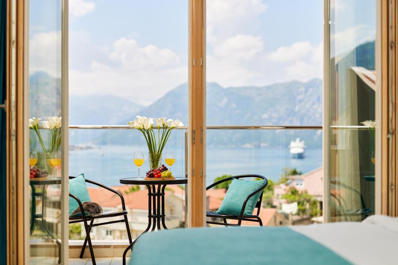 M&M&M Apartments Kotor Exteriör bild